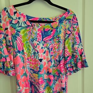 Lilly Pulitzer Multicolor Floral Top Like New..stretchy